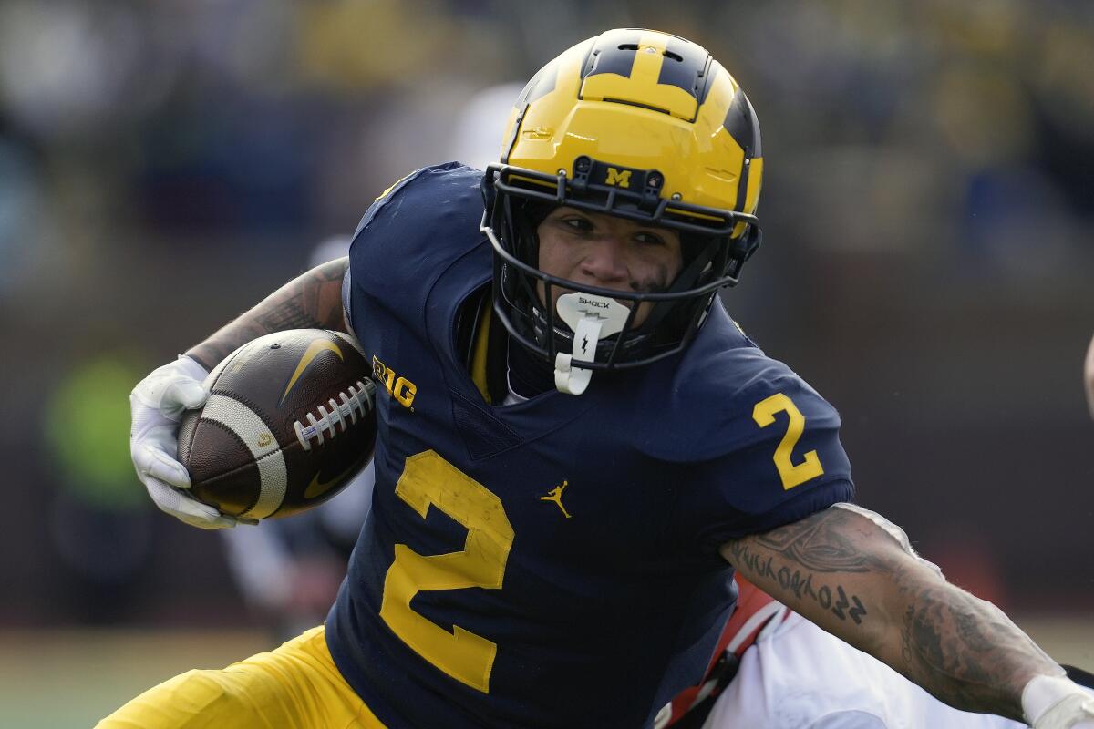 Michigan All America RB Blake Corum staying for senior year The